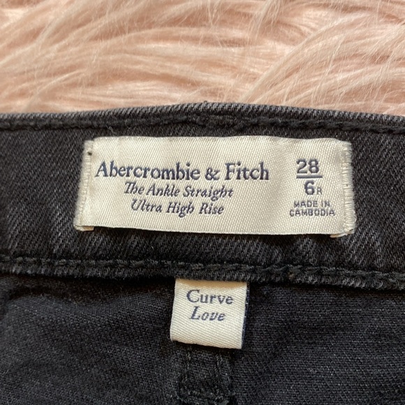Abercrombie & Fitch The Ankle Straight Ultra High Rise Black Jeans sz 28 - Picture 3 of 11